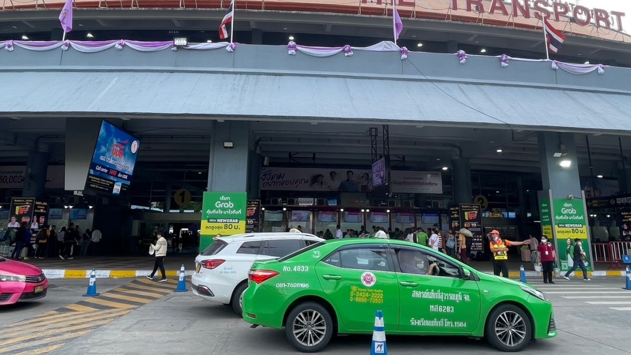 สั่งย้ายจุดบริการแท็กซี่ หมอชิต 2 ช่วงเวลา 03.00 – 05.30 น. เริ่ม 10 ส.ค.นี้