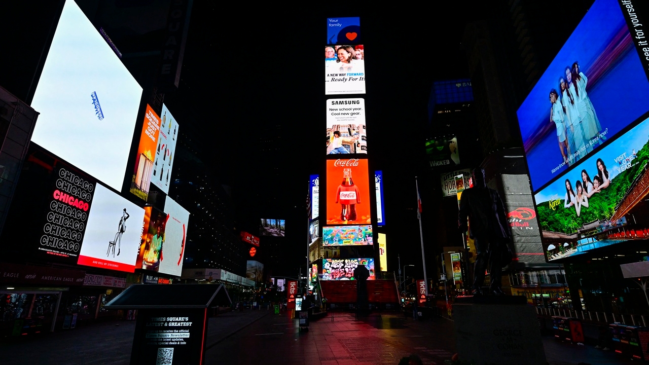 สหรัฐฯ จับวัยรุ่นอายุ 17 ปี ยิงปืนกลางไทม์สแควร์ มีผู้บาดเจ็บ 3 ราย