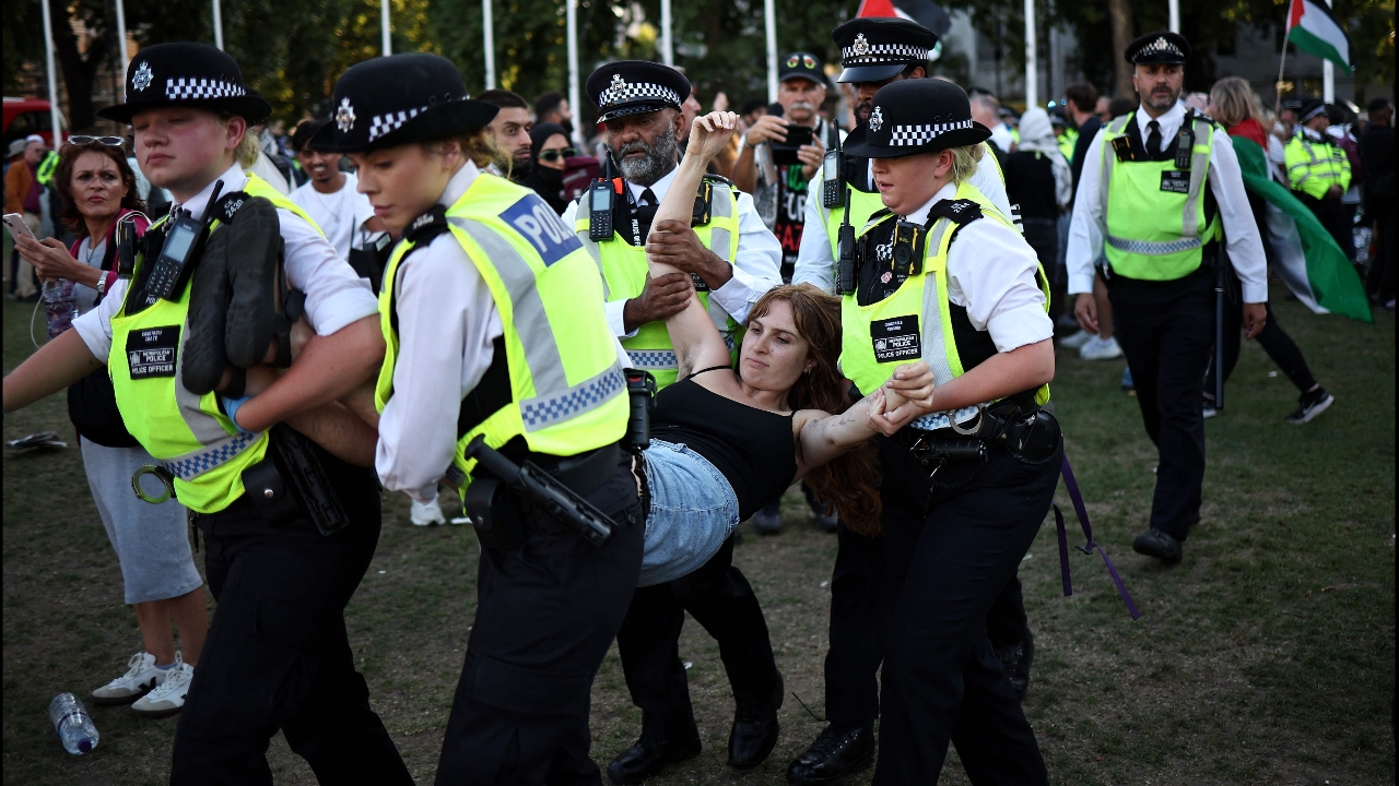 อังกฤษรวบผู้ประท้วง 474 คน ชุมนุมสนับสนุนกลุ่มปาเลสไตน์