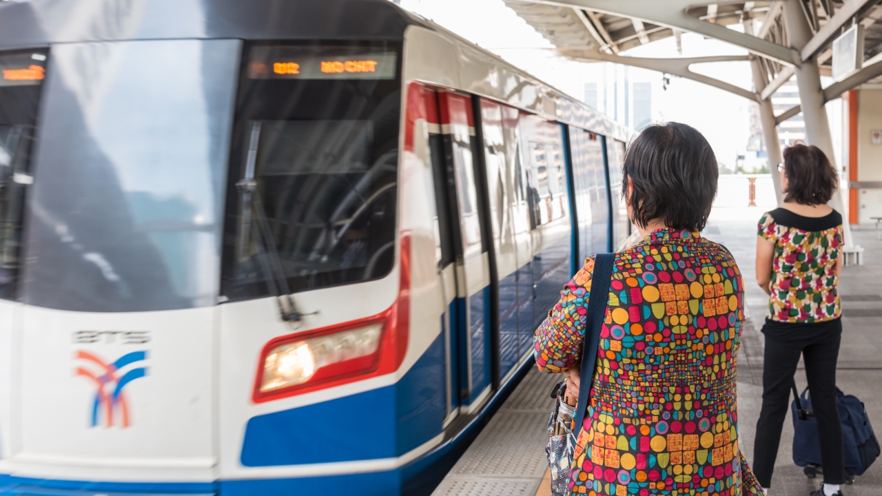 วันแม่แห่งชาติ 2568 พาแม่เที่ยว ขึ้นรถไฟฟ้าฟรีตลอดวัน