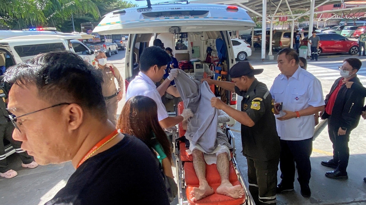 สาว 19 โหด สาดน้ำกรดอดีตแฟน กลางห้างใหญ่ แค้นมีคนใหม่ แถมควงระราน