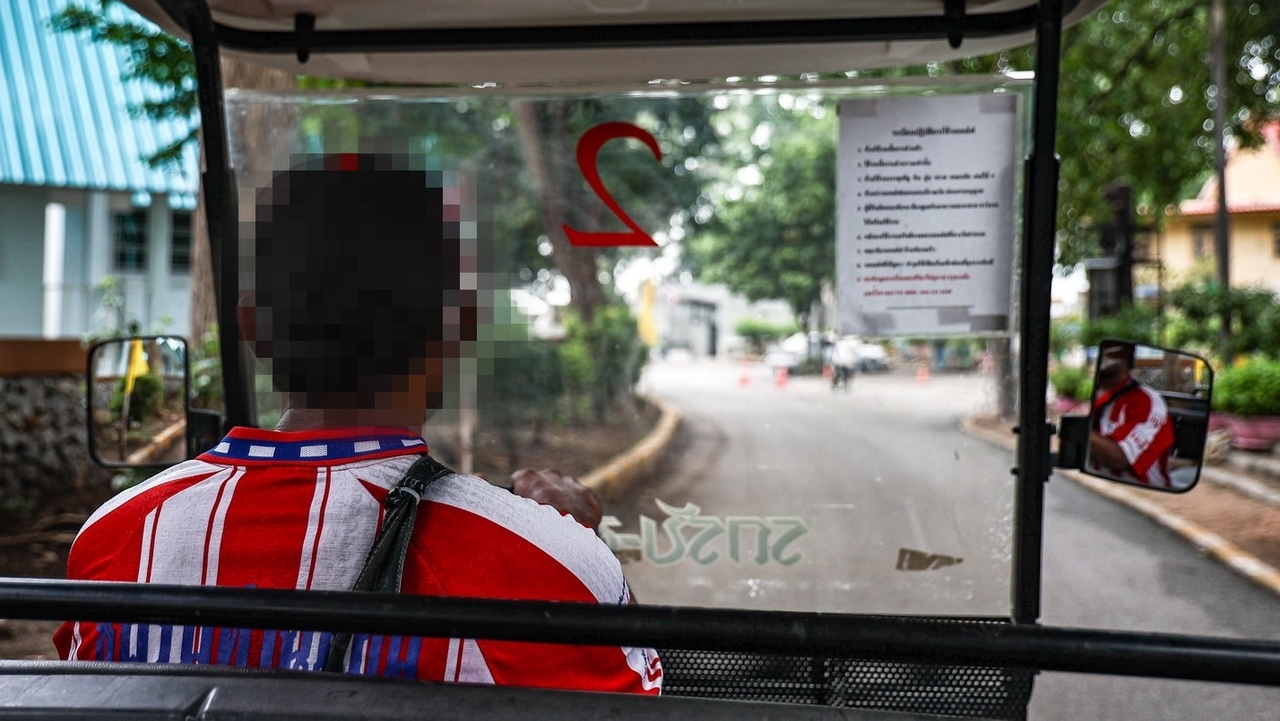 "อยากเป็นกำลังใจให้หลวงพ่อ" เสียงสะท้อนจากผู้ป่วย HIV วัดพระบาทน้ำพุ