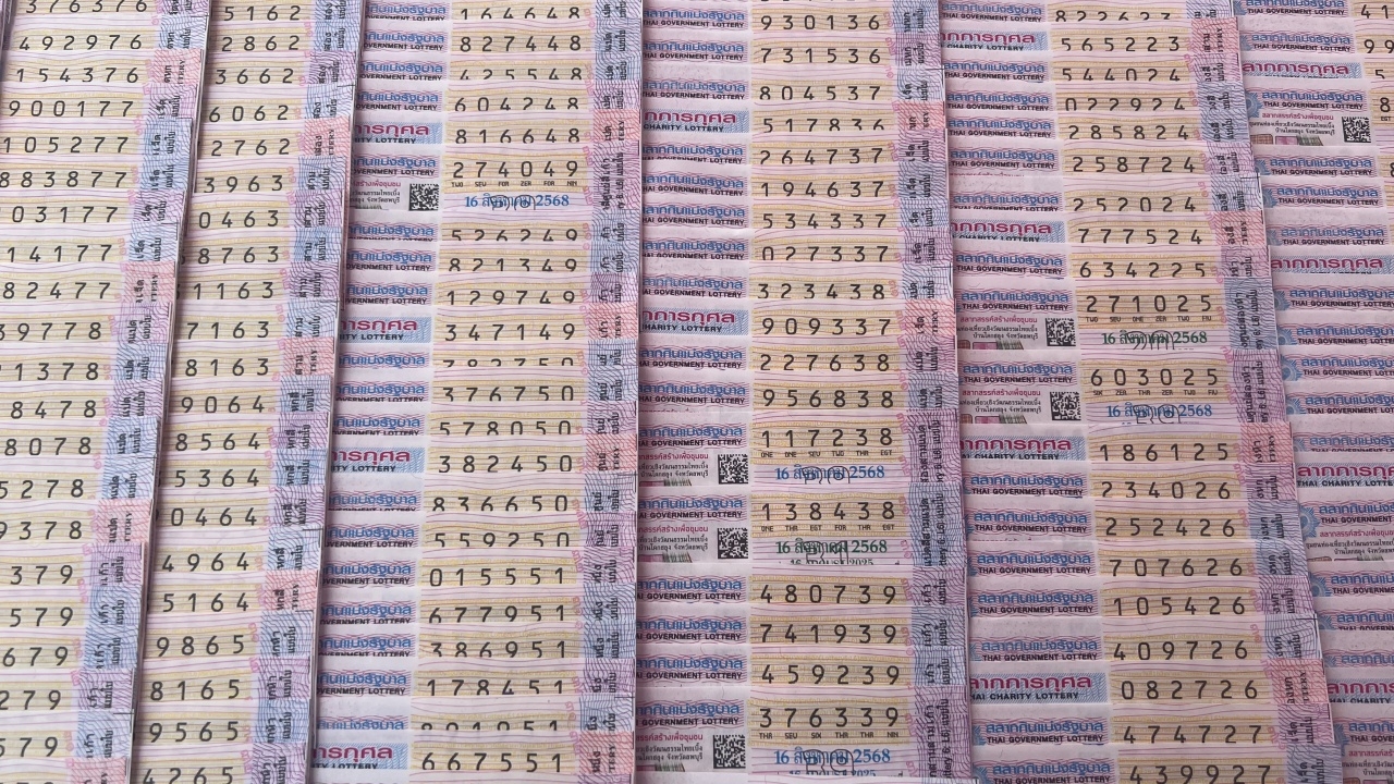 สถิติหวยออก 16 ส.ค. นักเก็บสถิติยิ้มหวาน พบ "เลขเด็ด" กับ "เลขดัง" โผล่เพียบ