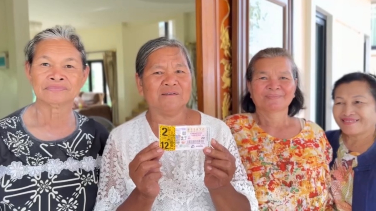 สาวดวงเฮง ถูกรางวัลที่ 1 รับ 12 ล้าน ได้เลขหางประทัดจากลูกชาย