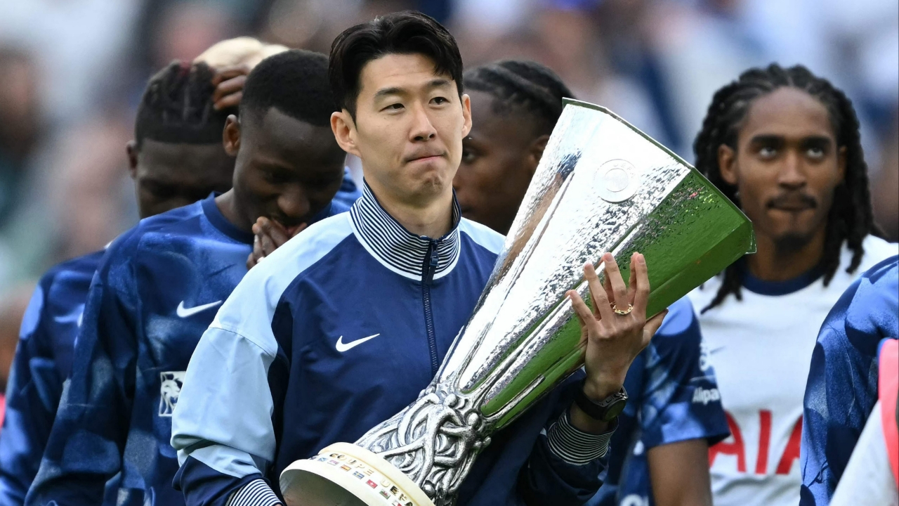 "โรมาโน่" ยืนยัน "ซน ฮึง มิน" จ่อซบทีมใหม่ หลังประกาศอำลา "สเปอร์ส"