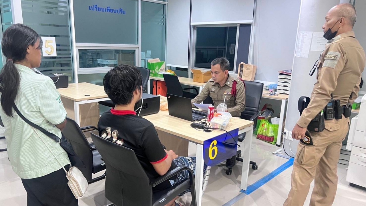 เปิดคำให้การ หนุ่มใช้มีดฟัน "เป๊ก ผลิตโชค" ในปั๊มน้ำมัน อ้างทำไปเพื่อป้องกันตัว