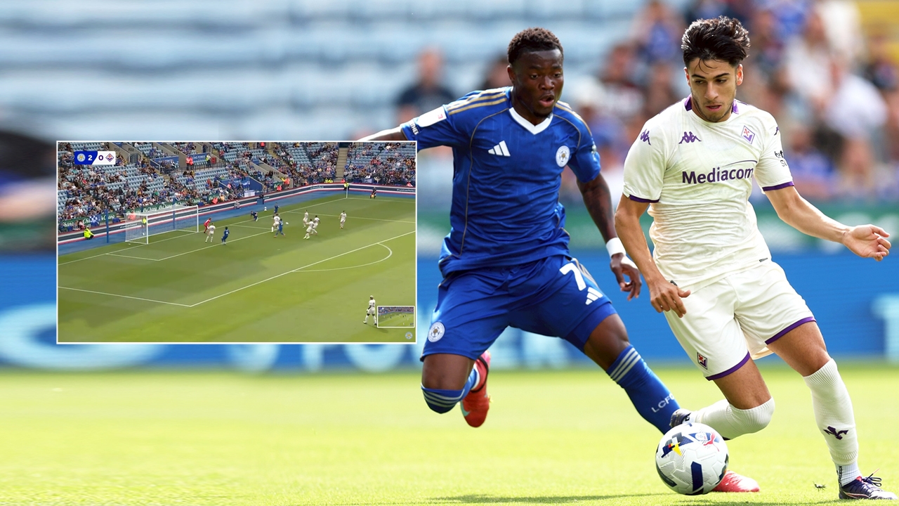 เลสเตอร์ ซิตี้ ขึ้นแบนเนอร์ธงไทย #TruthFromThailand ประกาศความจริง “กัมพูชายิงก่อน”