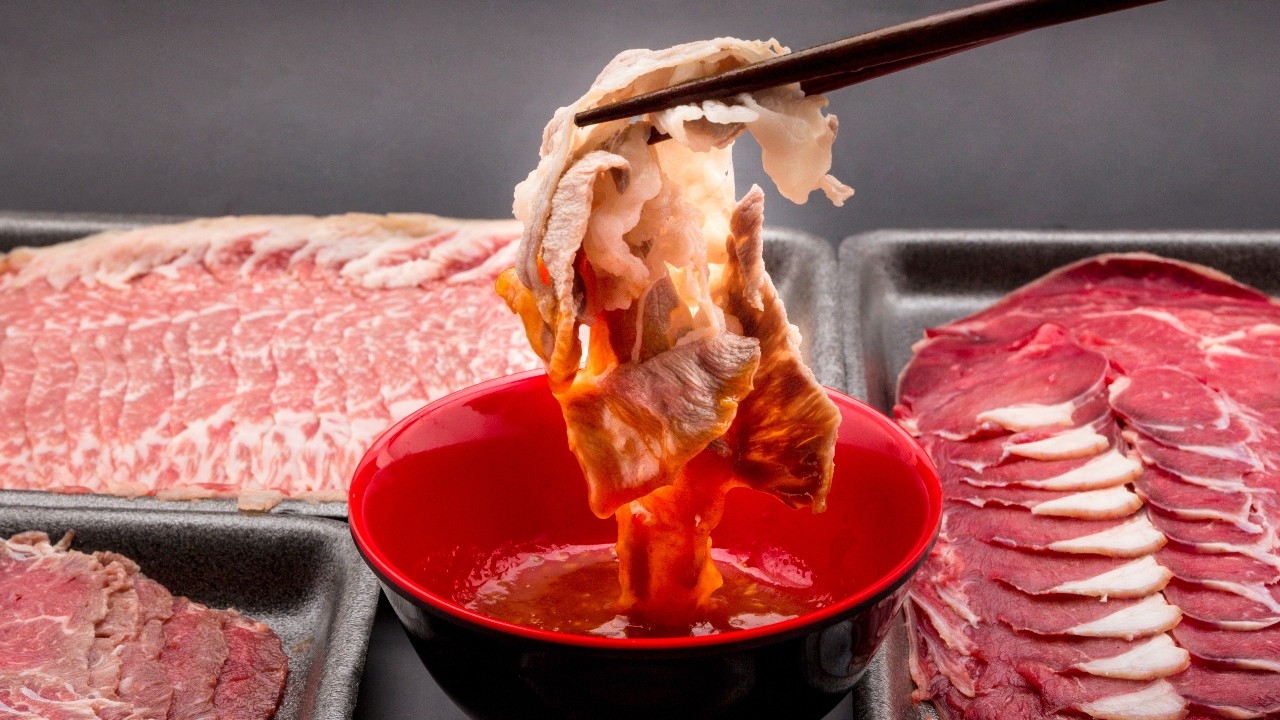 MK และสุกี้ตี๋น้อย เปิดศึกน้ำจิ้มสุกี้รับวันแม่ 2568 ใครจะได้อยู่หัวแถว