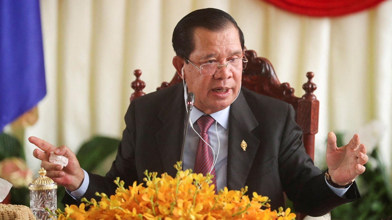 ฮุน เซน ลั่นคุมกองทัพไม่ละเมิด รธน.กัมพูชา โวมีสิทธิ์ต่อสู้ขับไล่โจรที่รุกราน