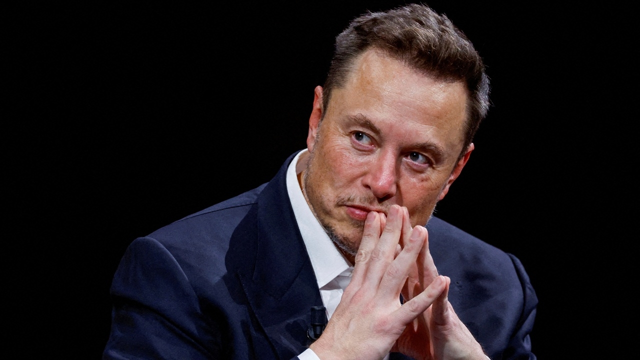 เทสลามอบหุ้น 2.9 หมื่นล้านดอลลาร์ให้ อีลอน มัสก์ หวังรั้งให้อยู่บริษัทต่อ