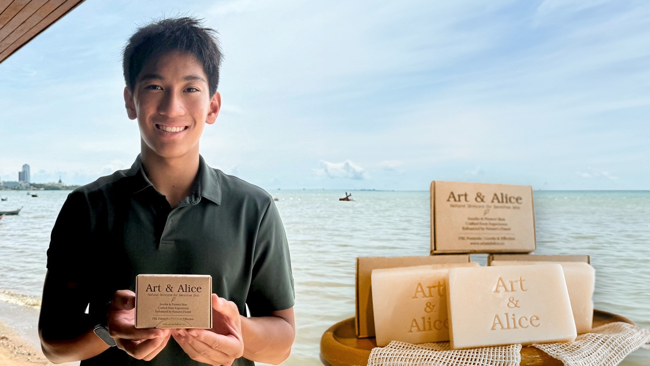อรุษ ชินสุภัคกุล ผู้ก่อตั้งแบรนด์ ART&ALICE มีแนวคิดสบู่หนึ่งก้อนสร้างการเปลี่ยนแปลงมากกว่าที่คิด
