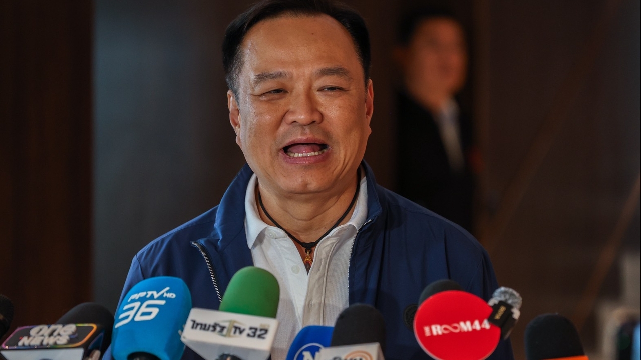 “อนุทิน” แนะรัฐบาลปรับทัศนคติใหม่ หลัง “กล้าธรรม” ขอส่งแข่งรองประธานสภาคนท่ี่หนึ่ง