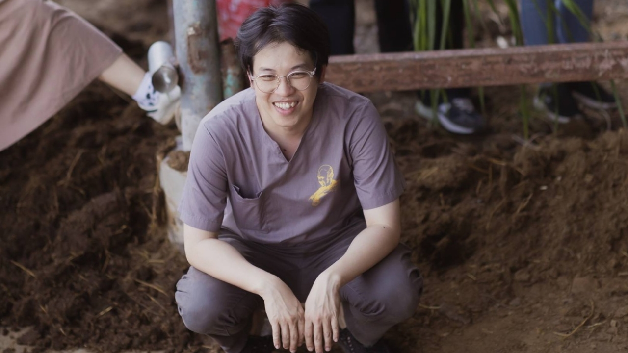 เปิดประวัติ หมอบี ทูตสื่อวิญญาณ เจ้าของเพจดัง ที่มีประสบการณ์เหนือธรรมชาติ