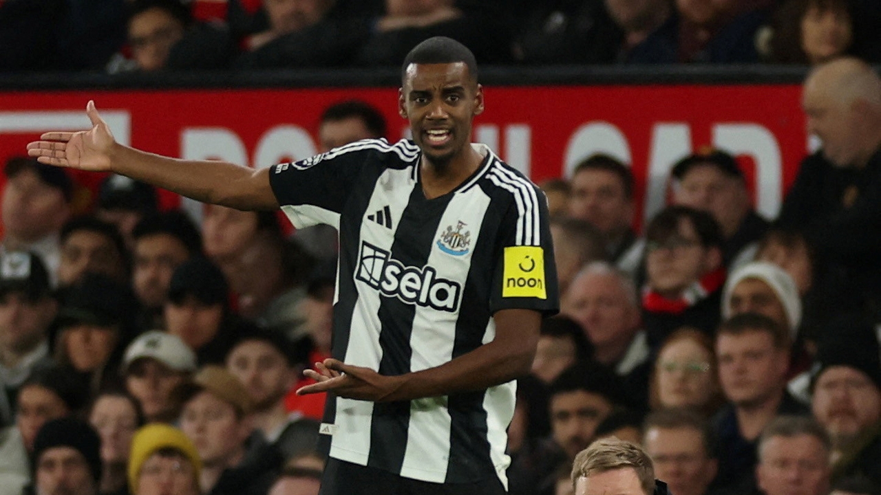 เด็ดขาด "นิวคาสเซิล" ตัดสินใจแล้วกับ "อิซัค" หลังมีข่าวอยากย้ายไป "ลิเวอร์พูล"