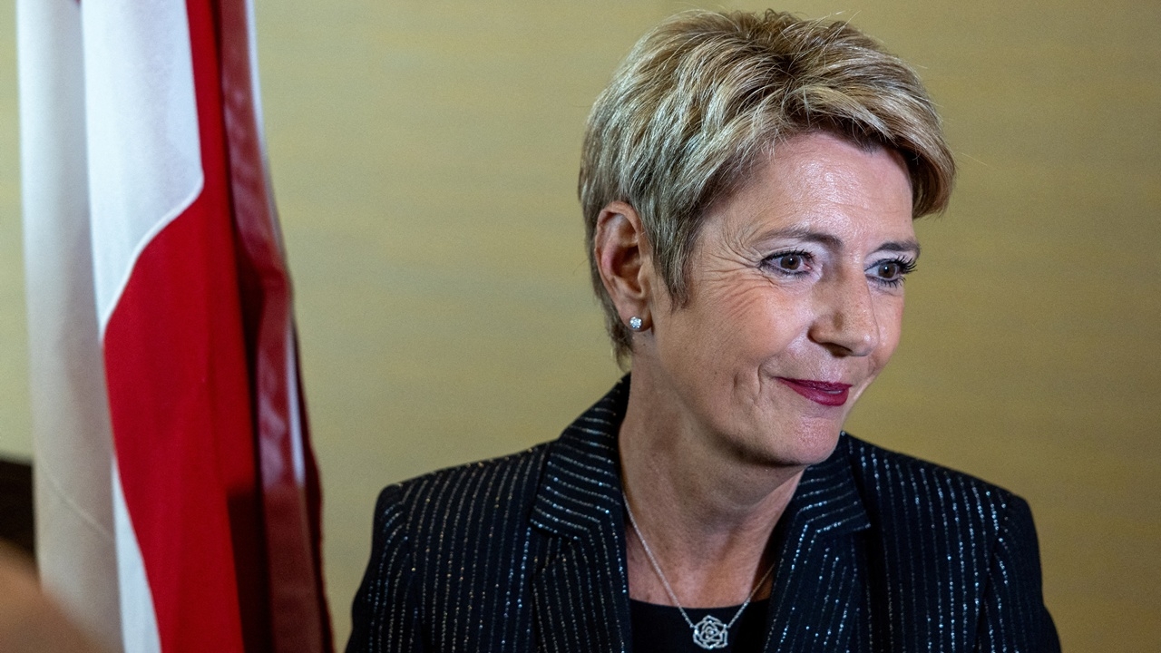 ปธน.สวิตเซอร์แลนด์พบ รมว.ต่างประเทศสหรัฐฯ เจรจาภาษีเฮือกสุดท้าย