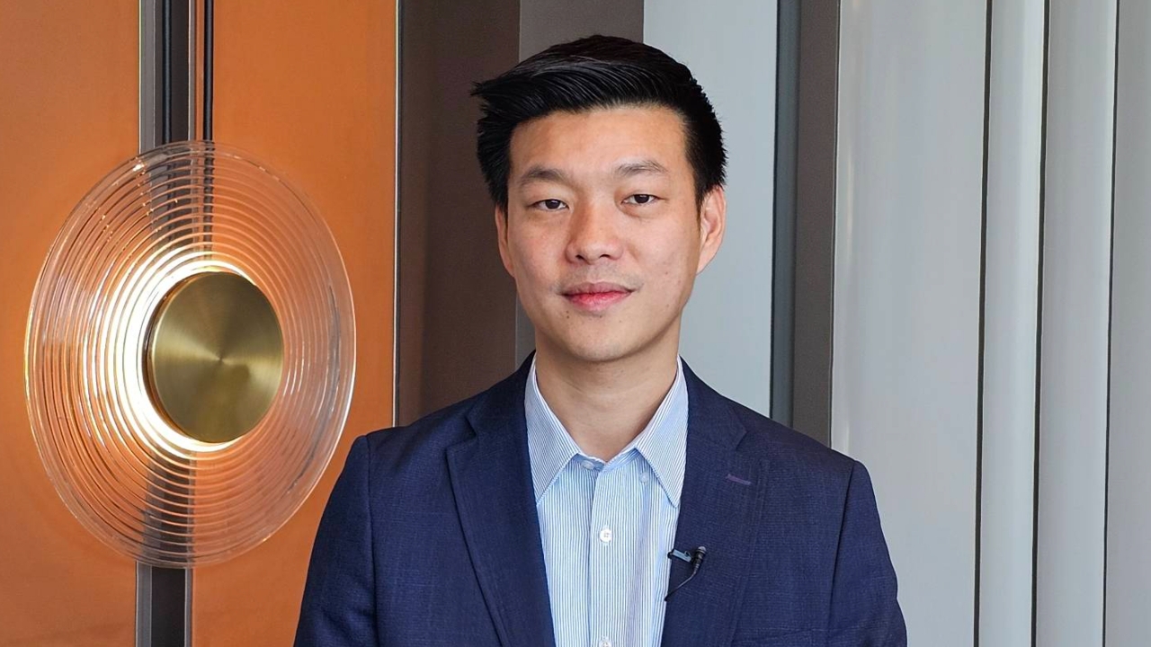 “เท้ง” แจงลูกพรรค ยันข่าวปลอม 100% ปม 70 สส.พรรคประชาชนไม่ได้ไปต่อเลือกตั้งหน้า