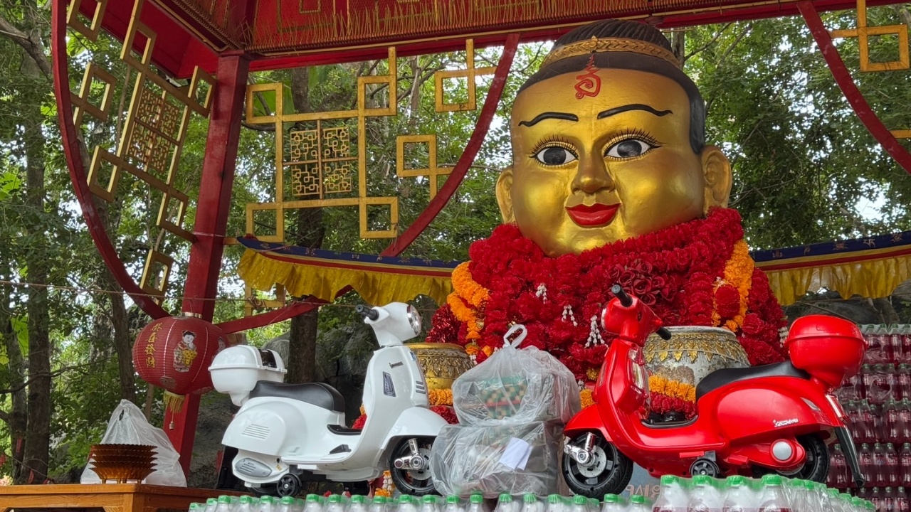 ​สาวแก้บนกุมารเจ้าสัวเฮง ได้โชค 5 งวดติด ไม่พลาดส่องเลขเด็ดอ่างน้ำมนต์