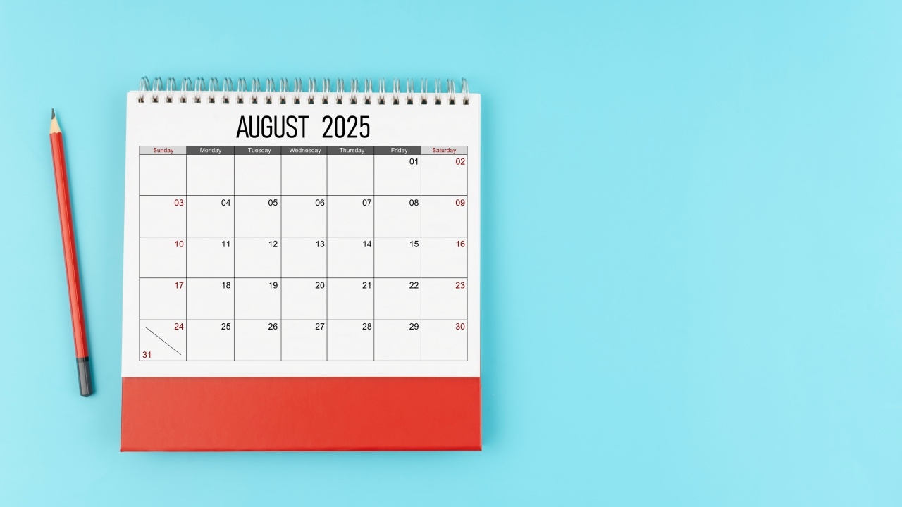 วันหยุดพิเศษเพิ่มเติม สิงหาคม 2568 เช็กเลยข้าราชการ เอกชน ใครได้หยุดบ้าง