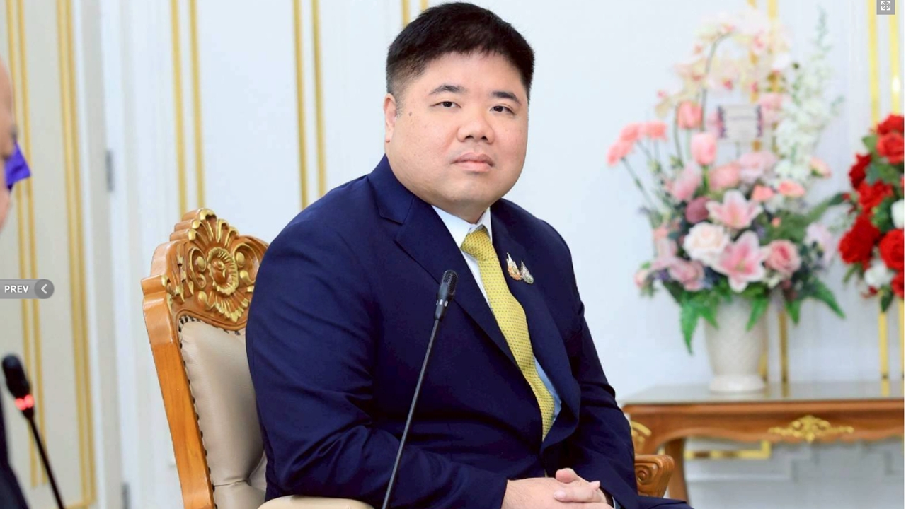 “พงศ์กวิน” ส่งชุดปฏิบัติการพิเศษจัดการแรงงานต่างด้าวผิดกฎหมาย ลั่นดำเนินคดีจนถึงที่สุด