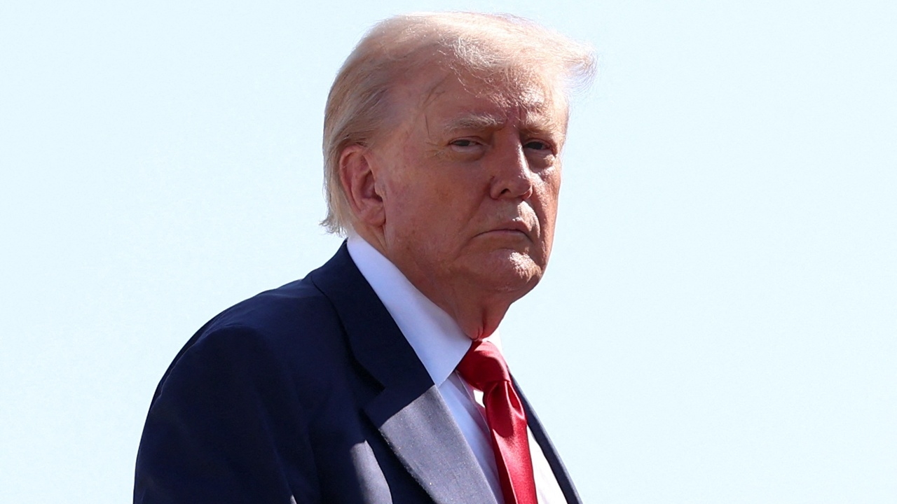 ทรัมป์ลั่น ไม่ทำข้อตกลงการค้าหากไทย-กัมพูชายังสู้กันอยู่ จี้ 2 ฝ่ายหยุดยิง