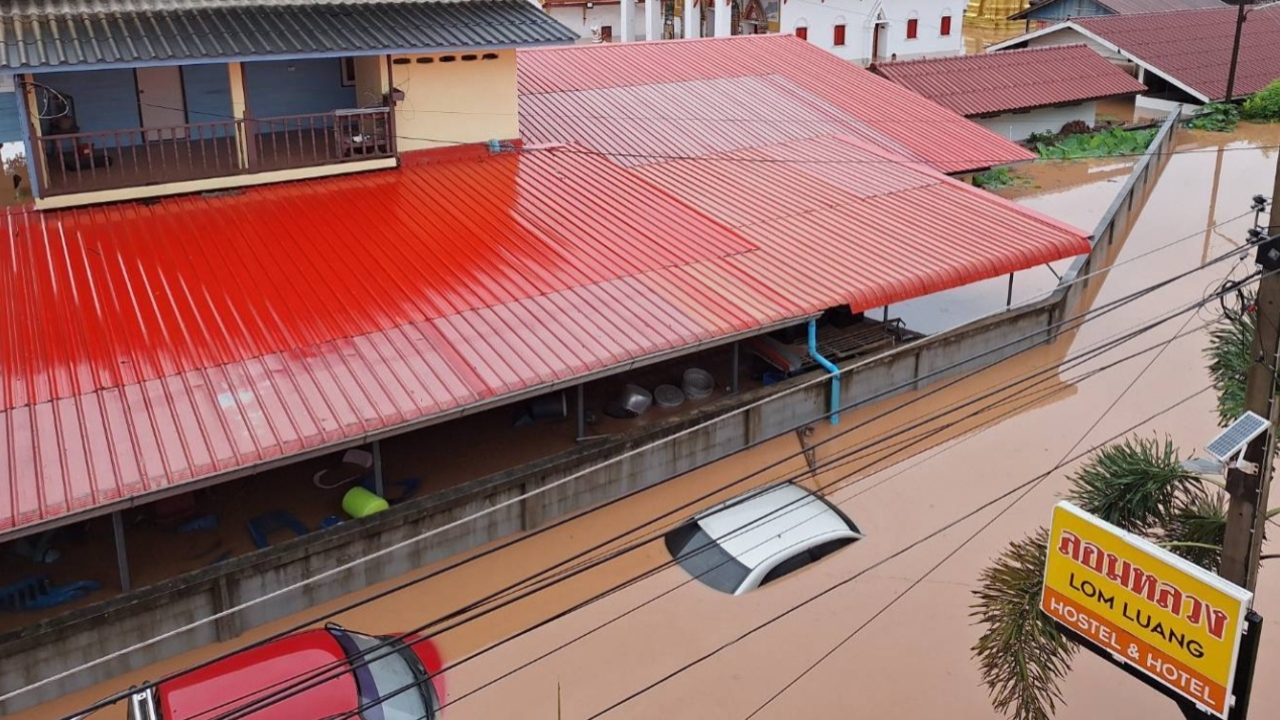 อัปเดตน้ำท่วมภาคเหนือจาก "พายุวิภา" จ.น่าน หลายอำเภอยังวิกฤติแม้น้ำเริ่มลด