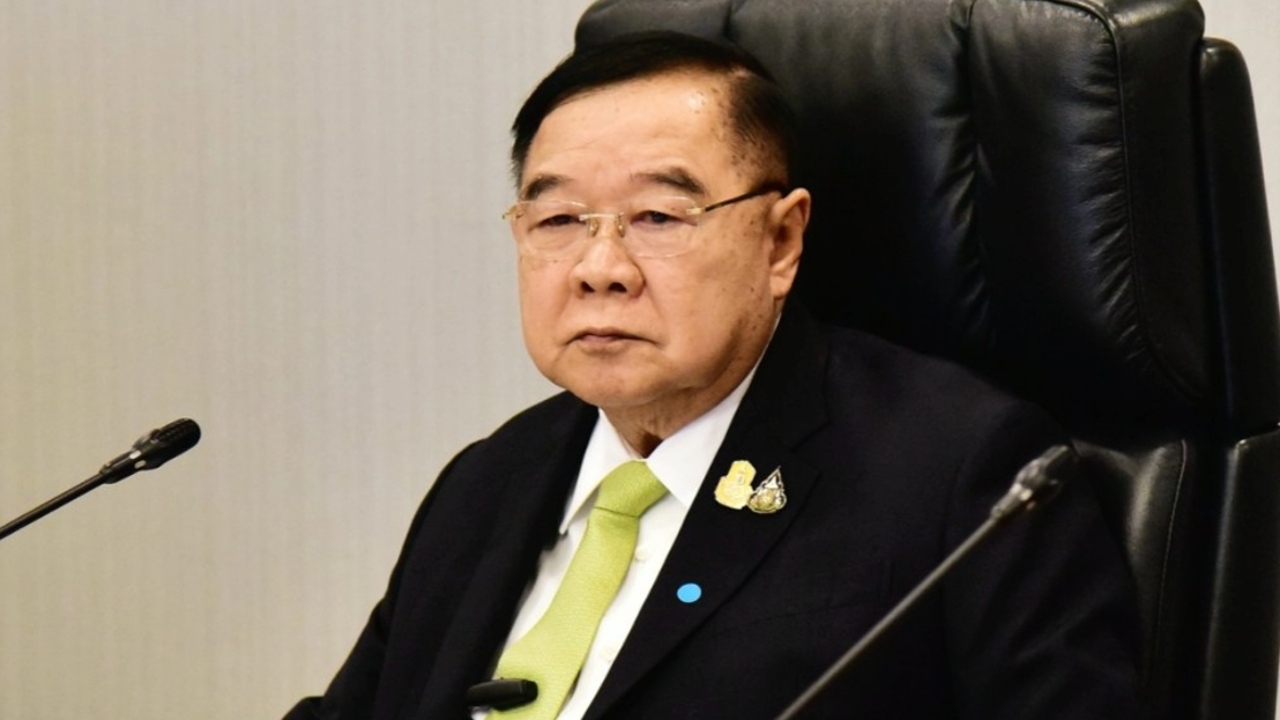 “ประวิตร” ส่งกำลังใจ ทหาร-ชาวบ้าน ชายแดน เชื่อมั่นกองทัพไทย