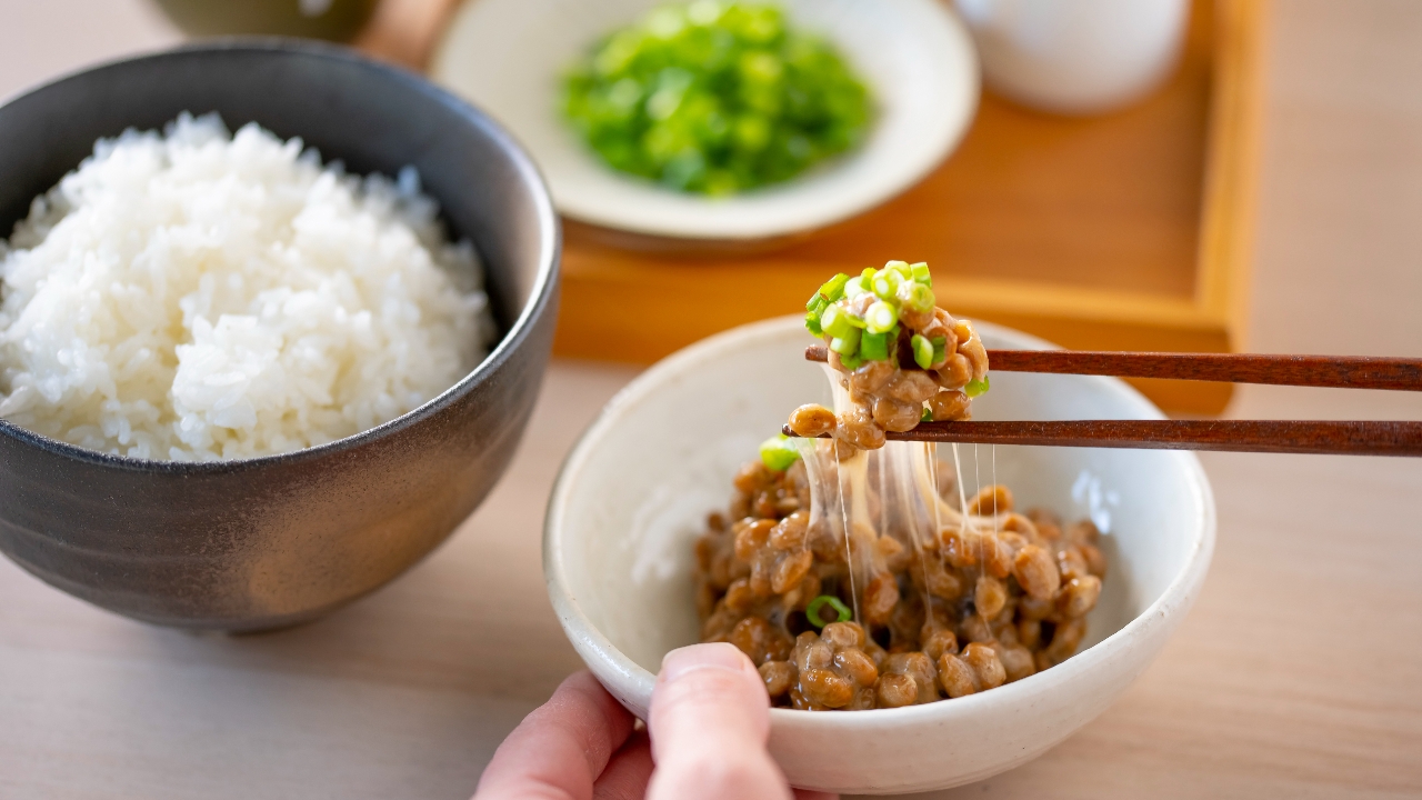 รู้จัก "นัตโตะ" ถั่วเน่าญี่ปุ่น ที่ประโยชน์ล้นเหลือ กินอย่างไรให้อร่อย แถมดีต่อสุขภาพ