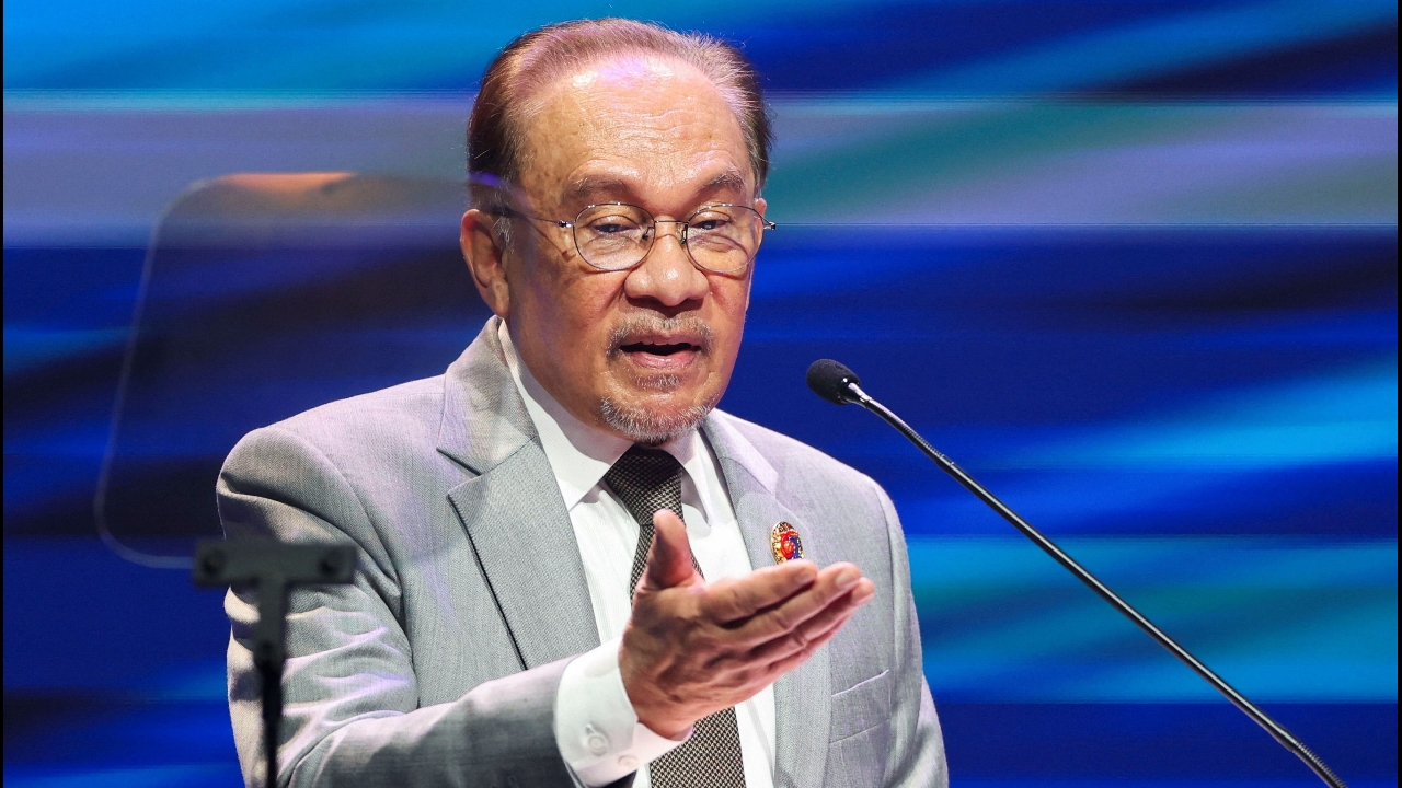 นายกฯ มาเลเซีย ประกาศแจกเงินผู้ใหญ่ทุกคน ลดปัญหาค่าครองชีพพุ่ง