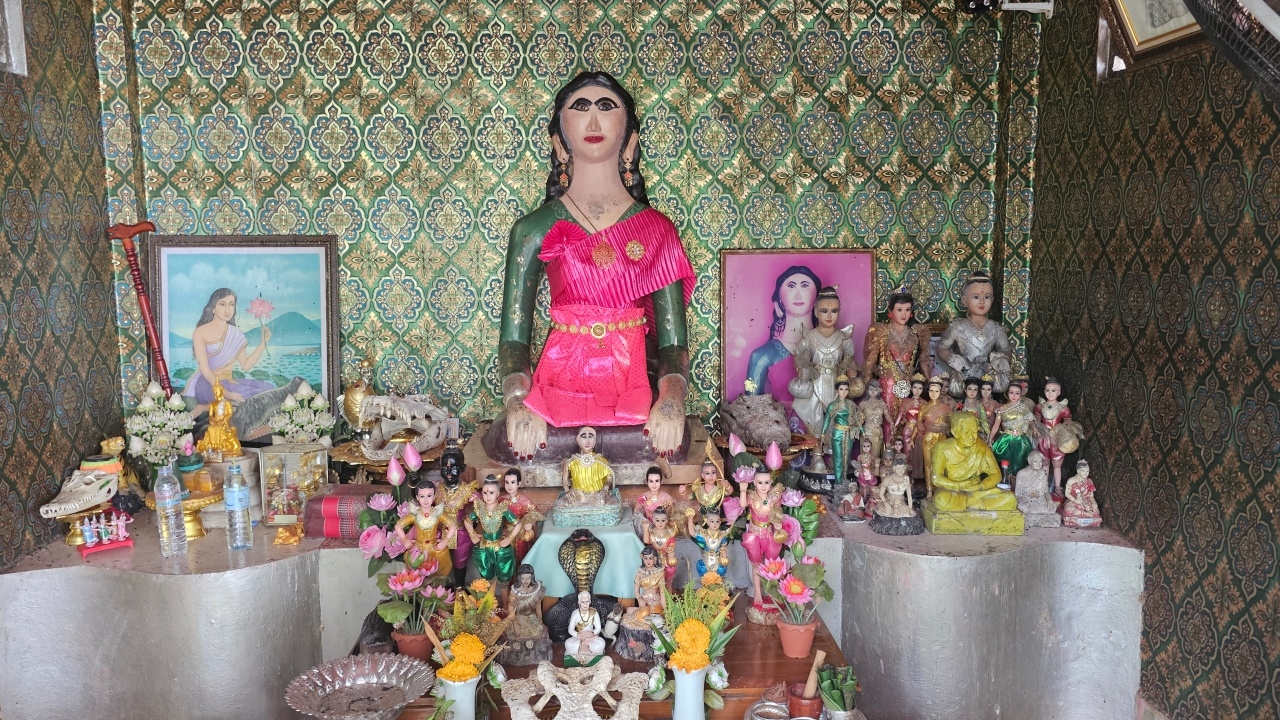 สายมูสมหวัง ได้งานตามที่ขอ มาแก้บน "เจ้าแม่หมอนทอง" จุดธูปเลขเด็ด 1/8/68