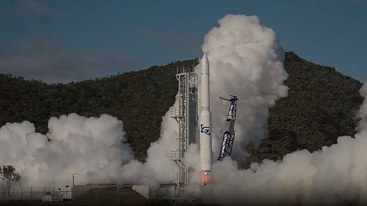 จรวดลำแรกที่ผลิตในออสเตรเลีย ตกหลังจากทะยานขึ้นได้ 14 วินาที