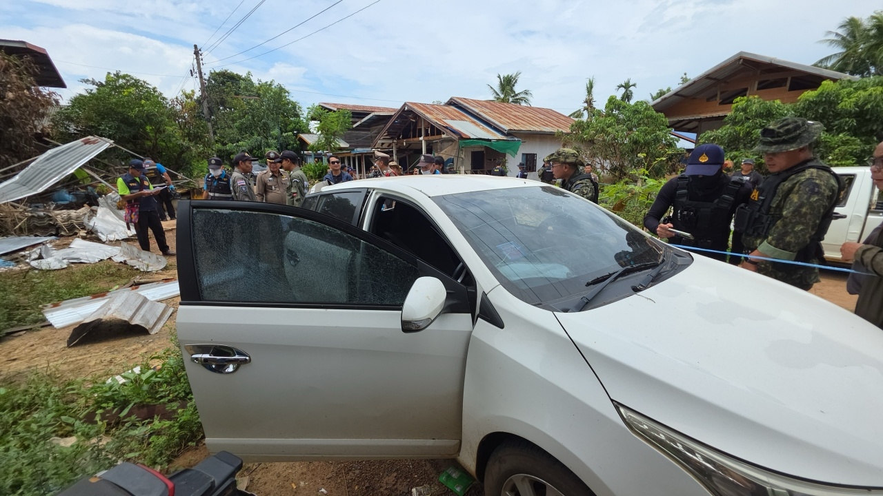 พบ BM-21 ตกในหมู่บ้านที่ "น้ำยืน" ยังไม่ระเบิด 2 ลูก เร่งเก็บกู้ทำลาย