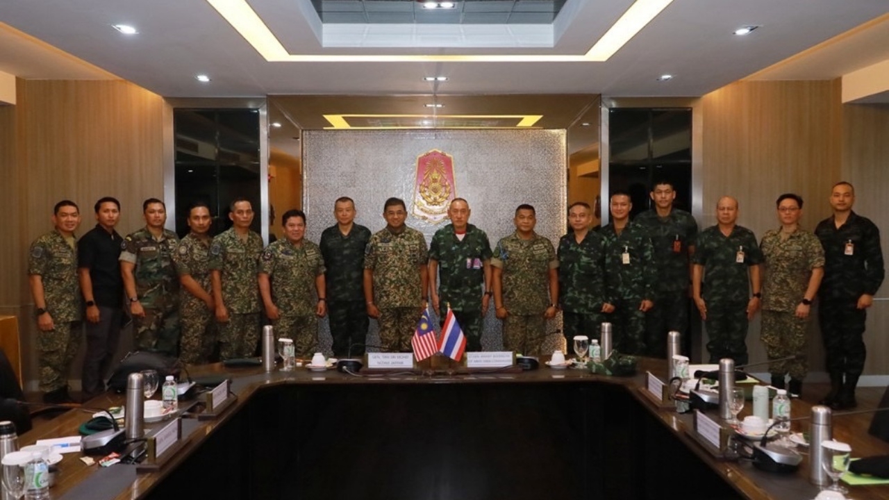 "กองทัพบก" ต้อนรับ ผบ.ทหารสูงสุดมาเลเซีย ชี้แจงมูลเหตุสถานการณ์สู้รบไทย-กัมพูชา