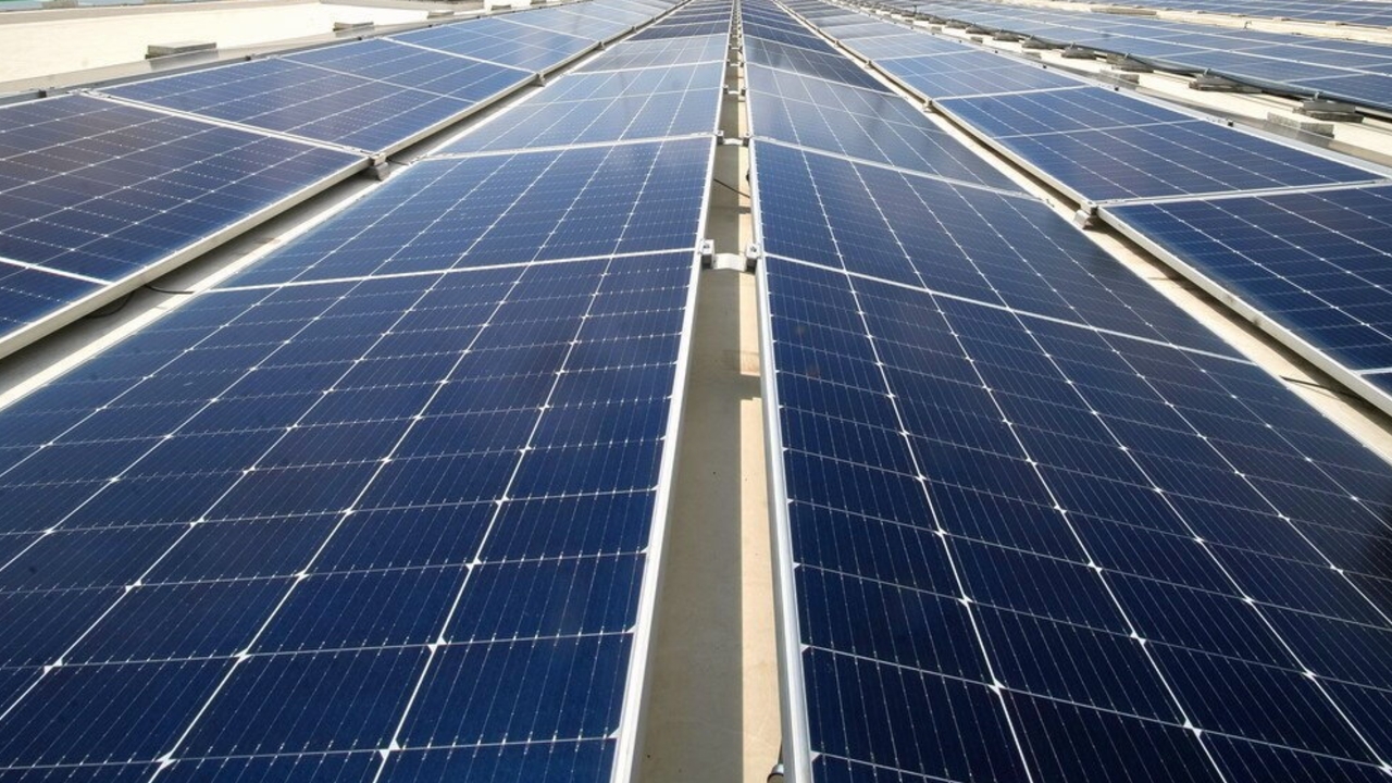 ครม. เห็นชอบร่าง พ.ร.บ.ส่งเสริมการใช้ไฟฟ้าพลังงานแสงอาทิตย์ เตรียมเข้าสู่สภาฯ