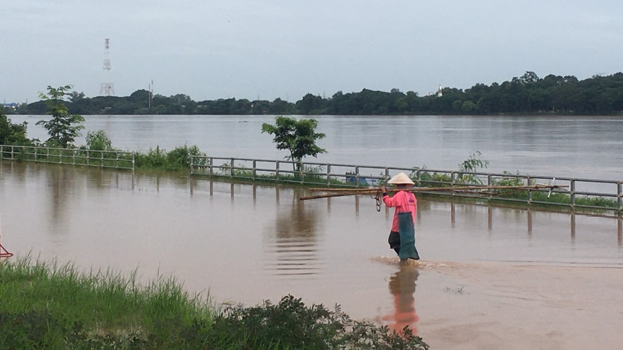 น้ำโขงไหลผ่านหนองคาย เพิ่มขึ้นรวดเร็ว สูงกว่าระดับวิกฤติ