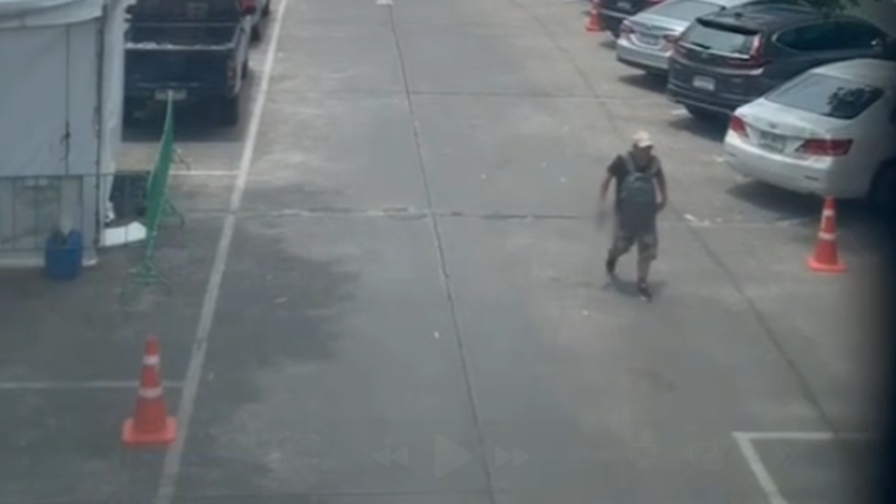 ด่วน คนร้ายกราดยิงใกล้ตลาด อ.ต.ก. ดับ 3 ศพ เจ็บ 1 ยังหลบหนีพร้อมปืน