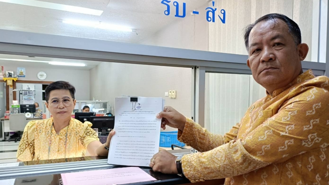 “ศรีสุวรรณ” ร้อง กกต. สอบ สทร.-พรรคการเมืองใหญ่ ปล่อยให้ครอบงำ-ชี้นำพรรคหรือไม่