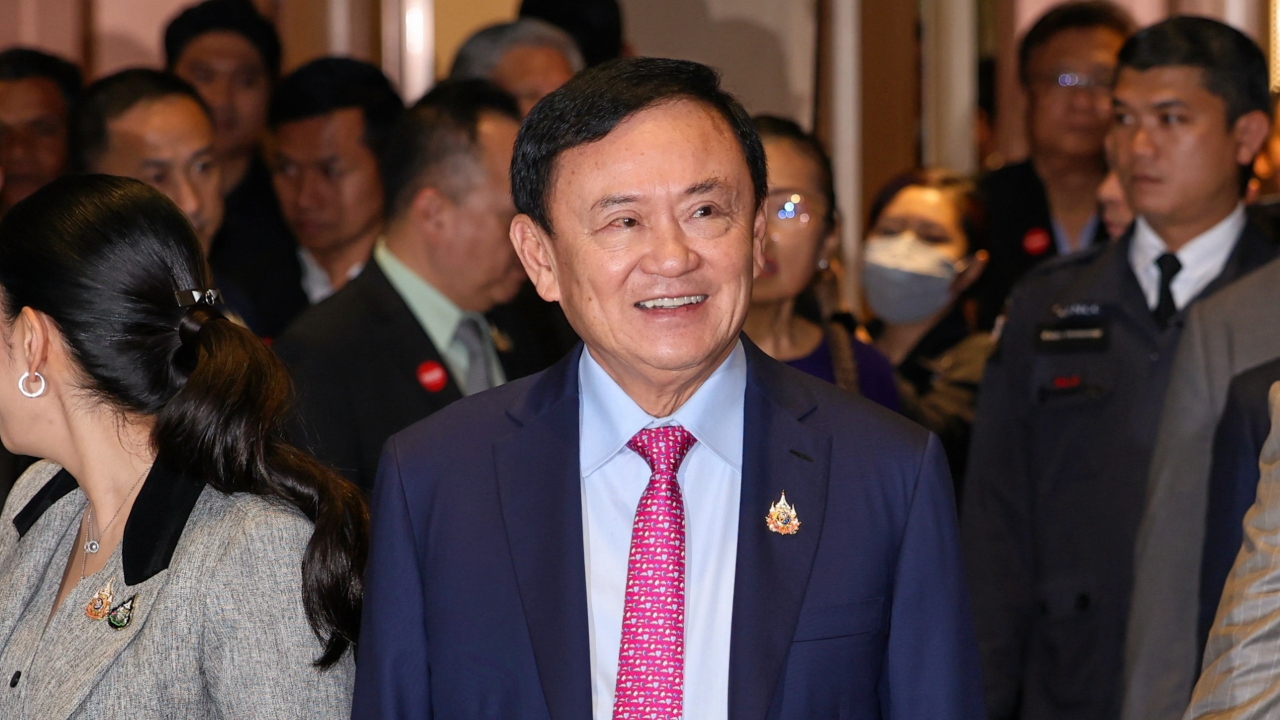 “ทักษิณ” จ่อปาฐกถาปลดล็อกอนาคตประเทศ ก่อนทอดผ้าป่าสร้าง “หลวงพ่อคูณ” องค์ใหญ่สุดในโลก