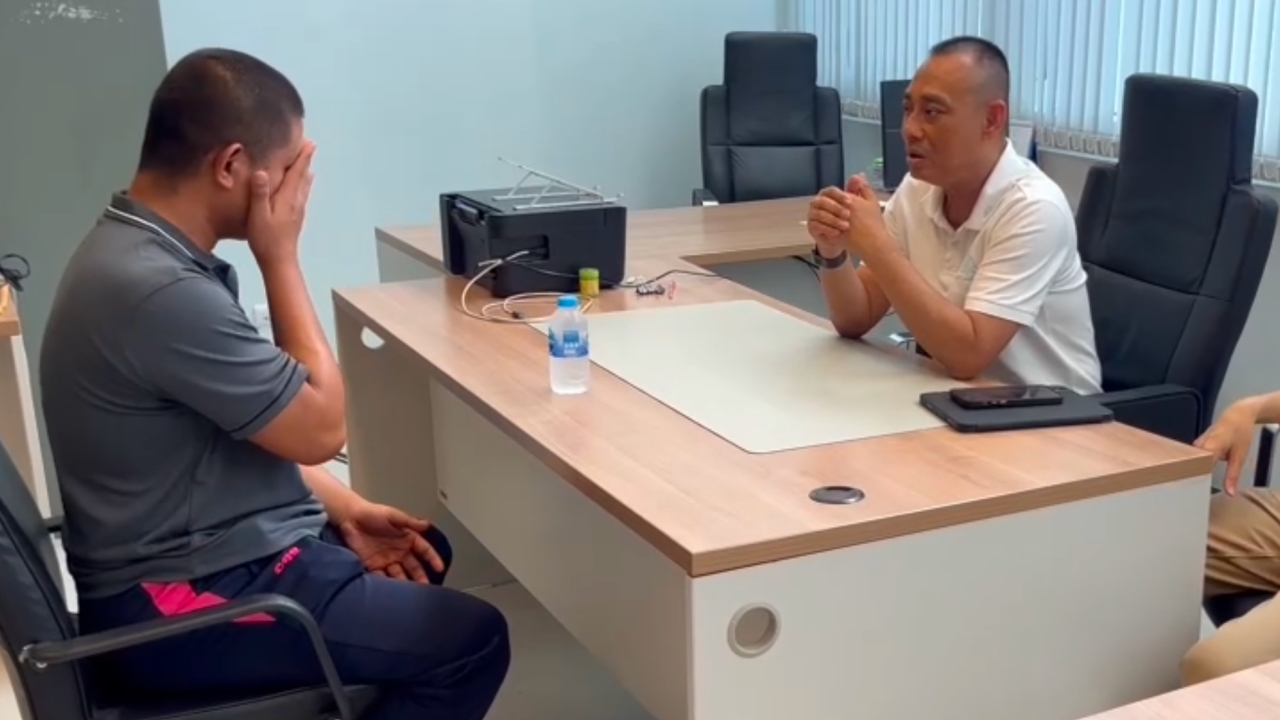 "บิ๊กเต่า" ปลอบใจ "ทิดแหล่" ร่ำไห้ขณะสอบปากคำ เตรียมลงพื้นที่ตรวจสอบ 4 วัดใหญ่