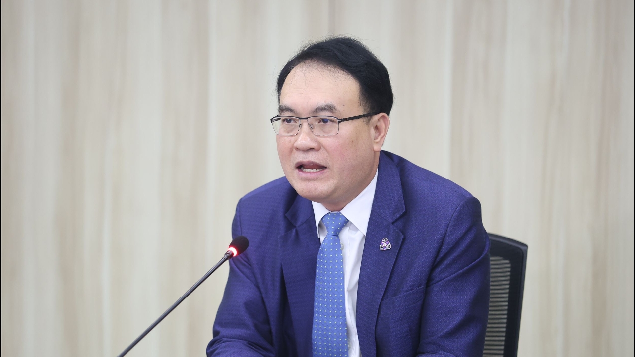 ส.อ.ท.โอดปิดด่านทำดัชนีเชื่อมั่นอุตสาหกรรมลด	เงินไทยไหลออกนอกระบบ 