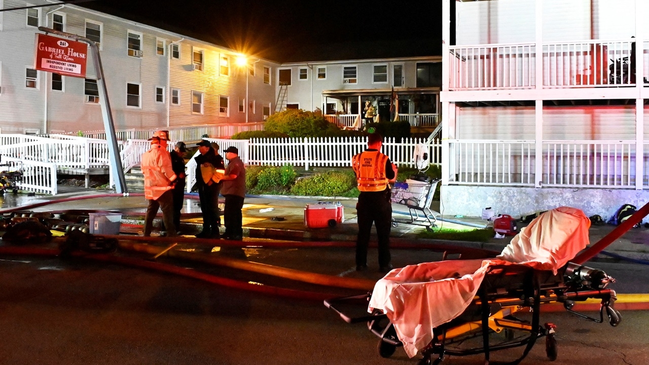 ไฟไหม้บ้านพักคนชราในสหรัฐฯ กลางดึก ดับสลด 9 ศพ เจ็บอีก 30 ราย