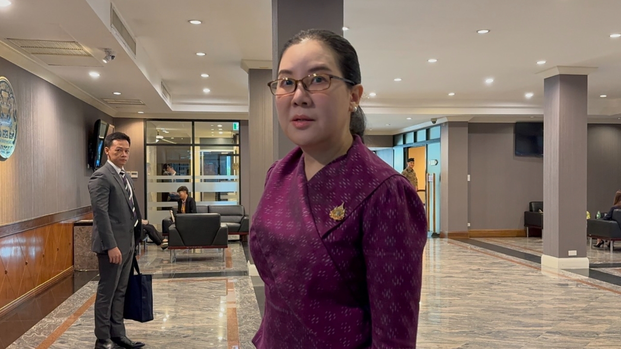 เลขาฯ ครม. เผยยังไม่เห็นประวัติ “จักรภพ” รวมถึงเอกสารชงผู้ว่าฯ แบงก์ชาติคนใหม่