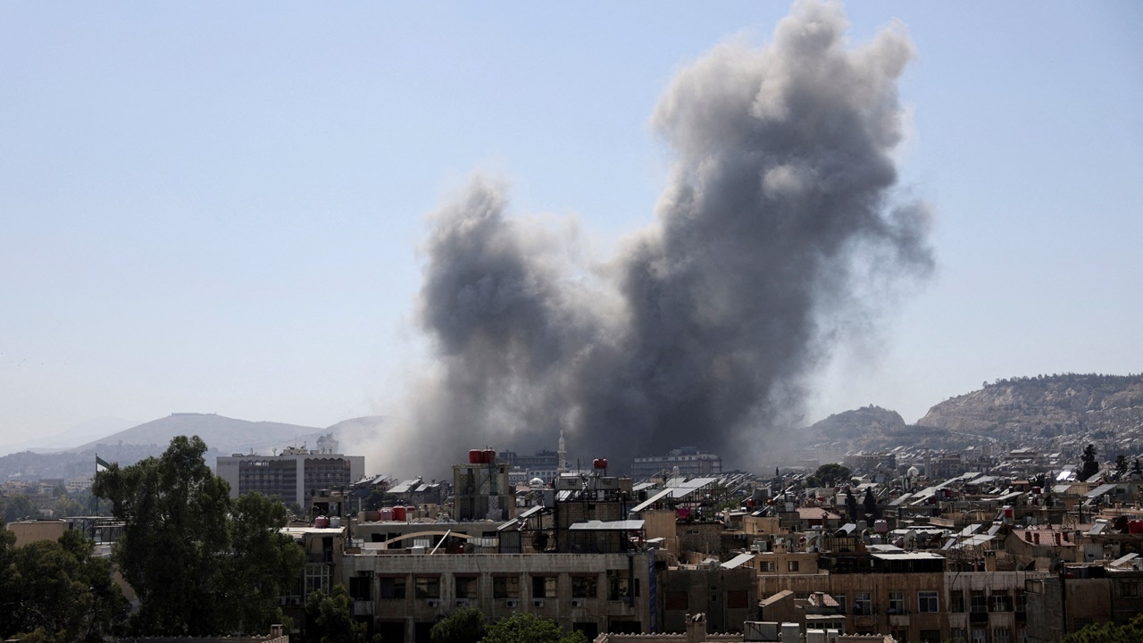 ซีเรียโวยอิสราเอล โจมตีตึกกระทรวงกลาโหม-พื้นที่ใกล้ทำเนียบ ปธน.