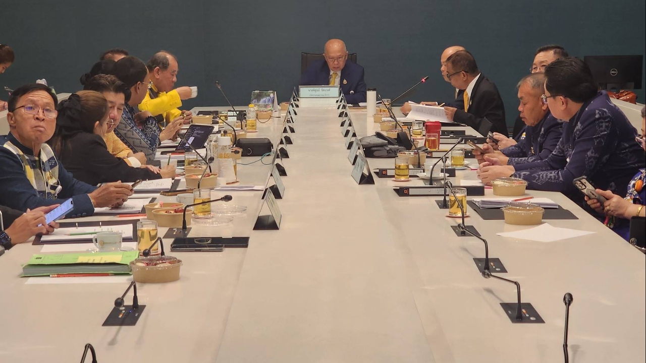 กมธ.ท่องเที่ยว วุฒิสภา ซัด “เที่ยวไทยคนละครึ่ง” สะดุด เหตุไม่ใช้ "เป๋าตังค์"