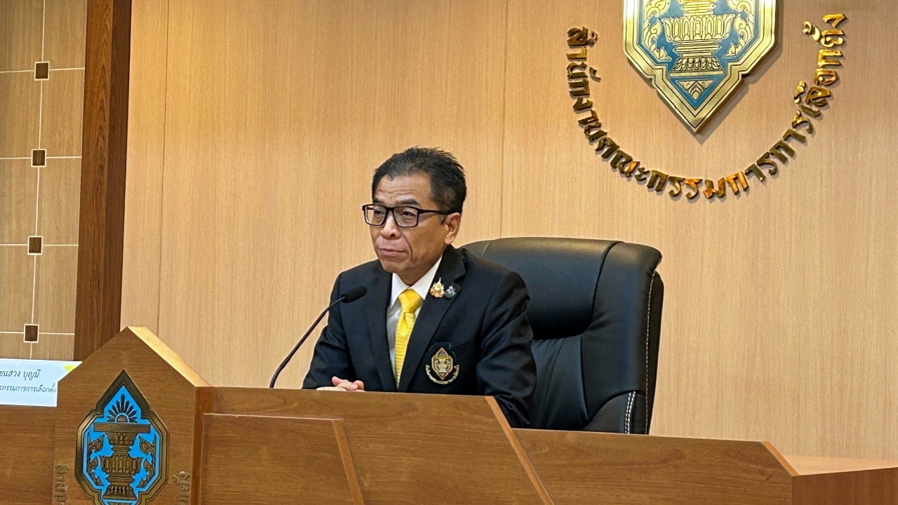 กกต. ปฏิเสธข่าวลือตัดสินคำร้องยุบพรรคเพื่อไทยและ6 พรรคร่วมรัฐบาล ยันแค่ขั้นตอนรวบรวมข้อเท็จจริง