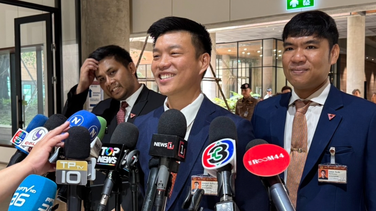 “เท้ง” โต้ “วิสุทธิ์” ฟังไม่ขึ้น เพื่อไทยคว่ำร่างนิรโทษกรรม เพราะอ้างเสียงปริ่มน้ำ