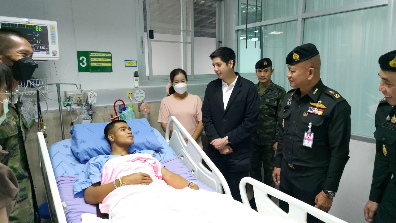 GULF มอบเงิน 1.2 ล้าน ช่วยทหารเหยียบทุ่นระเบิด ที่ช่องบก