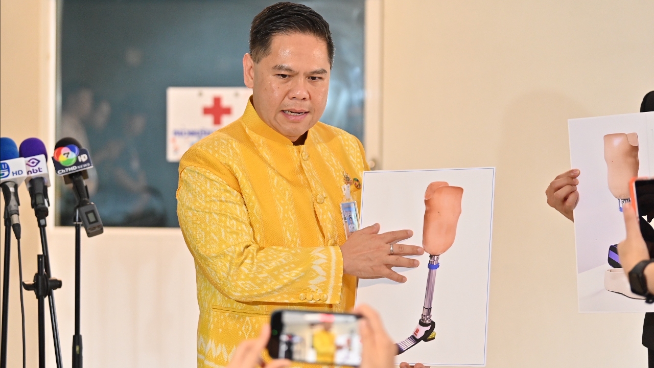 “วราวุธ” เตรียมมอบขาเทียมไดนามิก ให้พลทหารเหยียบทุ่นระเบิด