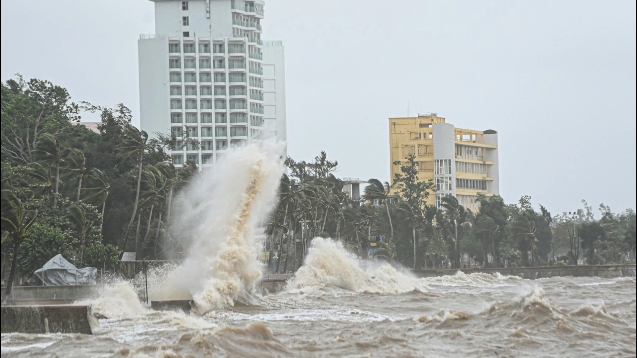 พายุวิภาขึ้นฝั่งเวียดนาม คาดกรุงฮานอยฝนตกหนักและลมแรง