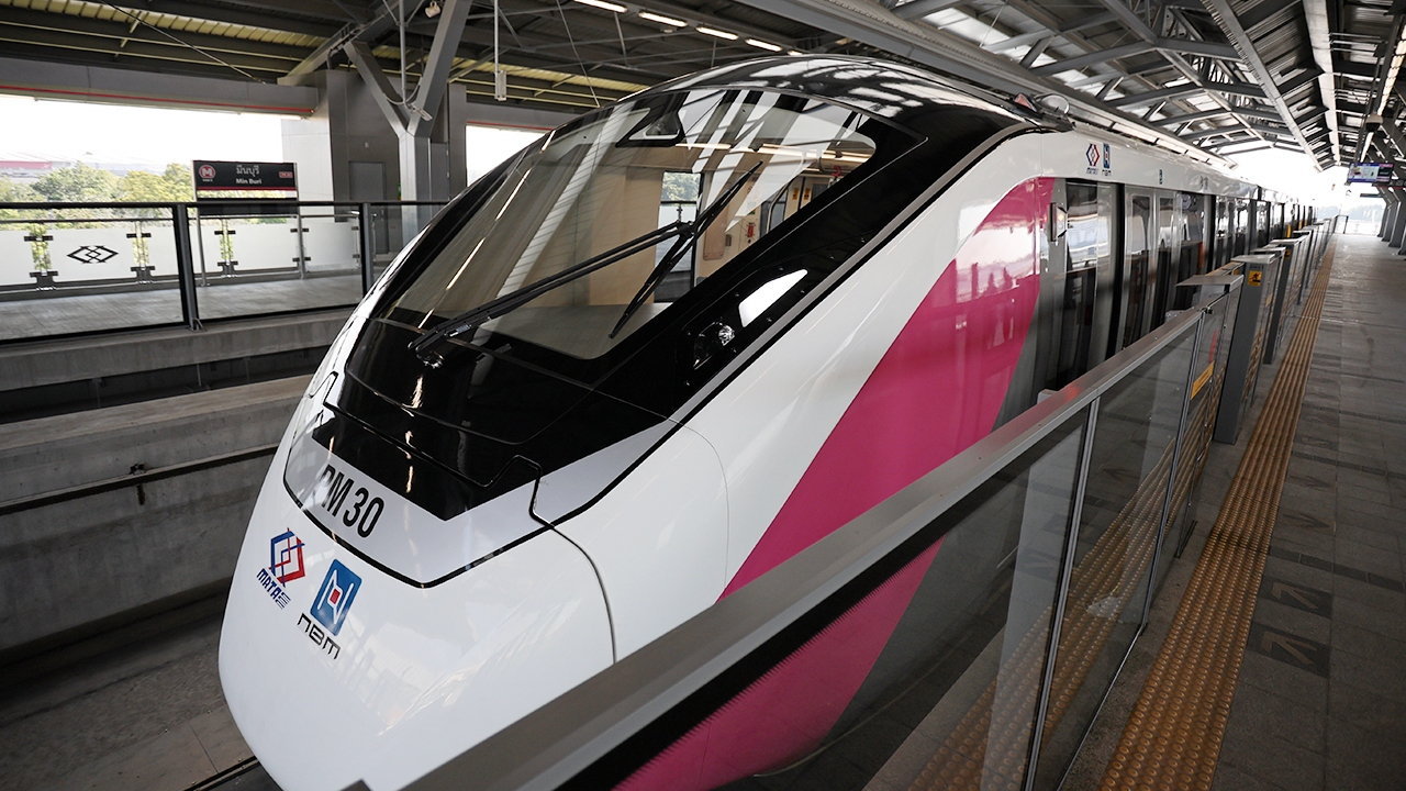 นโยบายรถไฟฟ้า 20 บาท