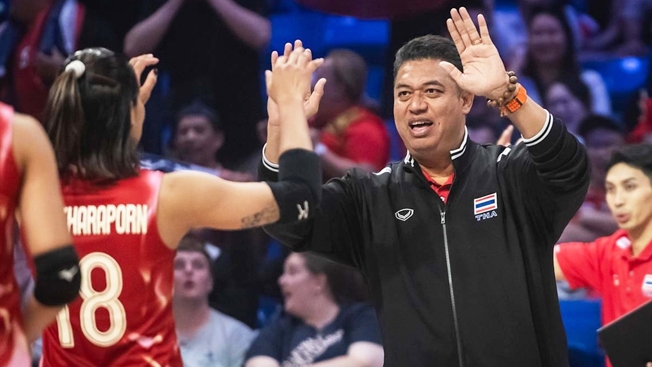 “โค้ชอ๊อต” ชำแหละปัญหา “วอลเลย์บอลหญิงไทย” ใน VNL 2025 อัปเดตอาการเจ็บ 4 สาวไทย